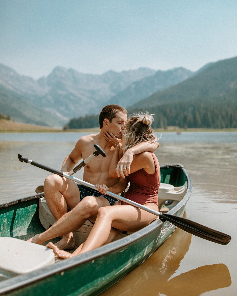 We weren&rsquo;t actually supposed to use these kayaks&hellip;.

We showed up to do a photoshoot in this absolutely breathtaking area and these kayaks were a DREAM. I have dreamed of doing a shoot like this for what feels like forever but they were $30 to rent kayaks and we barely had time left at the end of our session to use them, so we asked the guy if we could hop in for a photo and not even untie them from the dock. He said yes so we did that, I cut out the dock and BOOM - epic lake kayak picture without even leaving the dock. 😂

Okay all that to say - do you want photos that tell your story?? Not just poses used on every couple but photos that are adventurous, special and show your personality? My favorite thing to do are adventure sessions like this one - hiking, kayaking, swimming, playing with your pup, etc. Those are my kind of photos. No more awkwardly posed photos where every single photo looks the same.

If you are screaming YES then I am your girl - lets go on an adventure!!